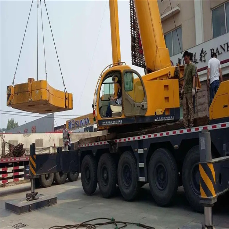 荔湾当地吊车出租|机器吊装|75吨|工厂搬迁服务